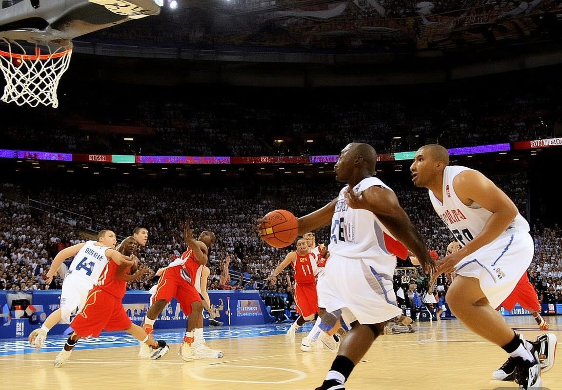 2008年北京奥运会男篮巅峰对决：美加争霸深度解析(图2)