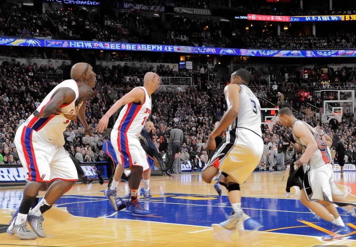 2016年NBA马刺对活塞:老将新秀巅峰对决,三分与扣篮盛宴